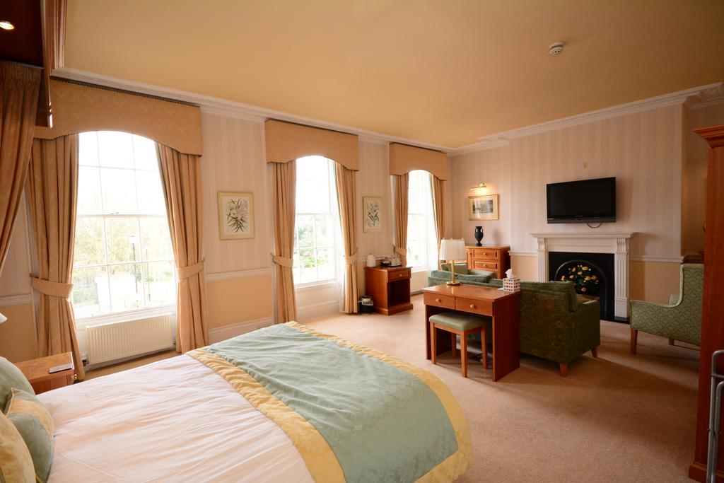 The Crescent Hotel Scarborough Esterno foto